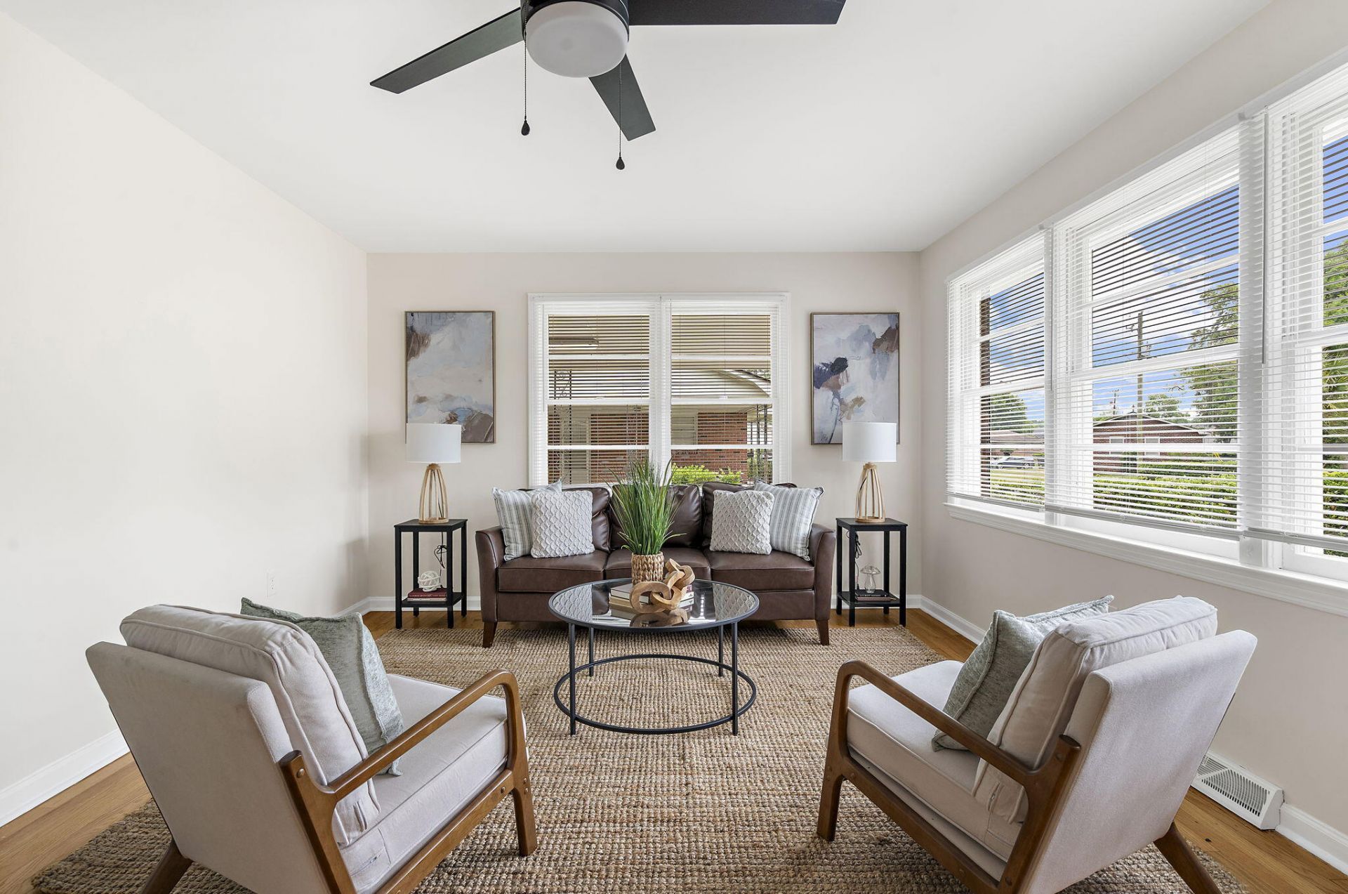 5304 Eileen Street Photo 9
