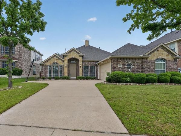 4502 Warbler Lane, Garland, TX 75043