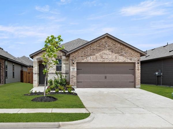 1708 Elle Lane, Aubrey, TX 76227