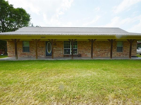5913 Farm Road 1528, Klondike, TX 75448