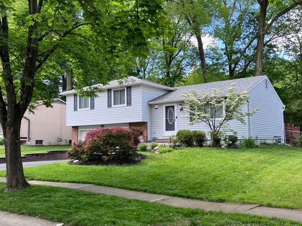 2986 Woodloop Lane, Columbus, OH 43204