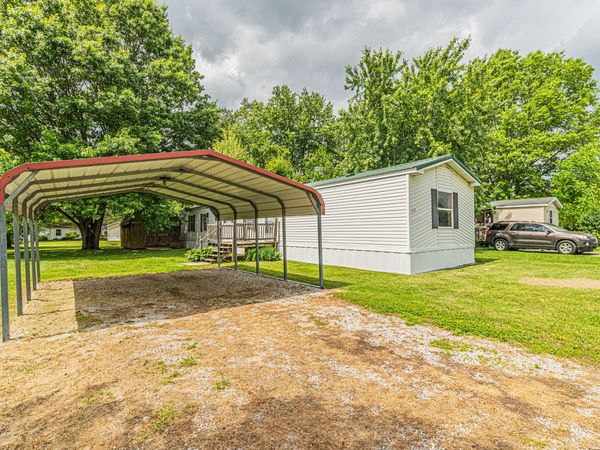 355 Gentlemen Place, Cloverdale, IN 46120