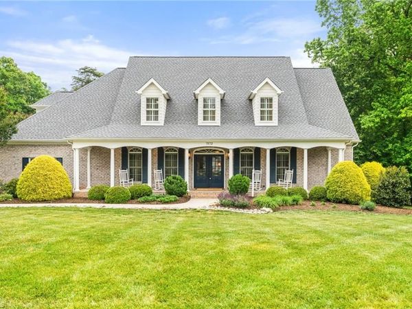 7572 Haw Meadows Drive, Kernersville, NC 27284