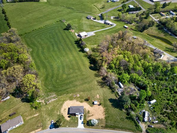 3084 Hardy Road, White Pine, TN 37890