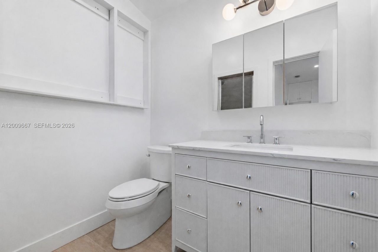 3759 Florida Ave, Coconut Grove, FL 33133 Photo