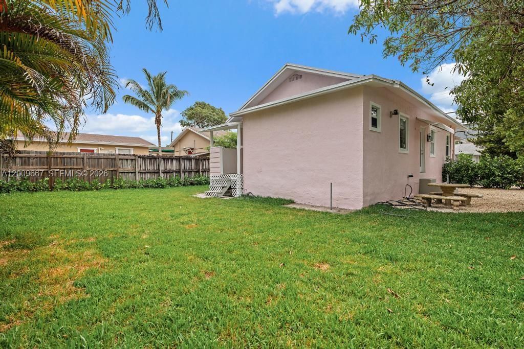 3759 Florida Ave, Coconut Grove, FL 33133 Photo
