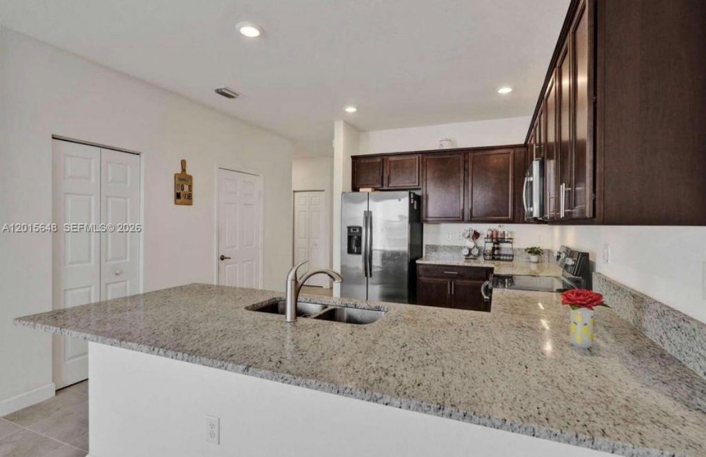 3460 W 103rd Ter, Hialeah, FL 33018 Photo