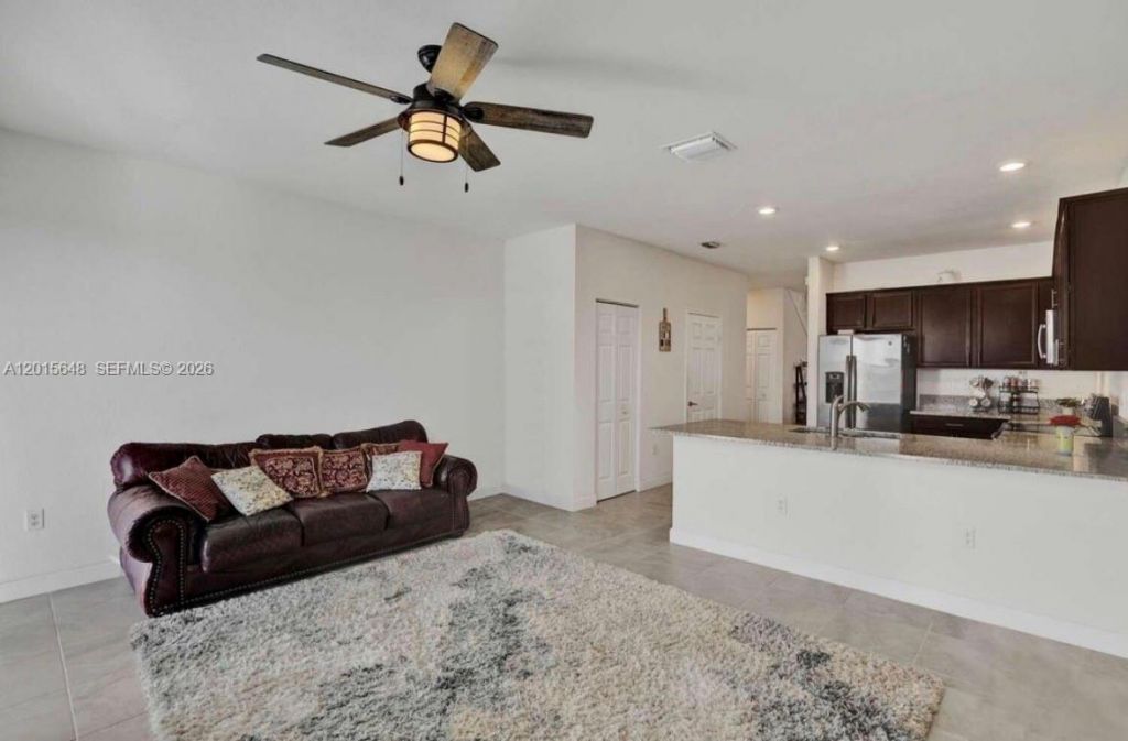 3460 W 103rd Ter, Hialeah, FL 33018 Photo