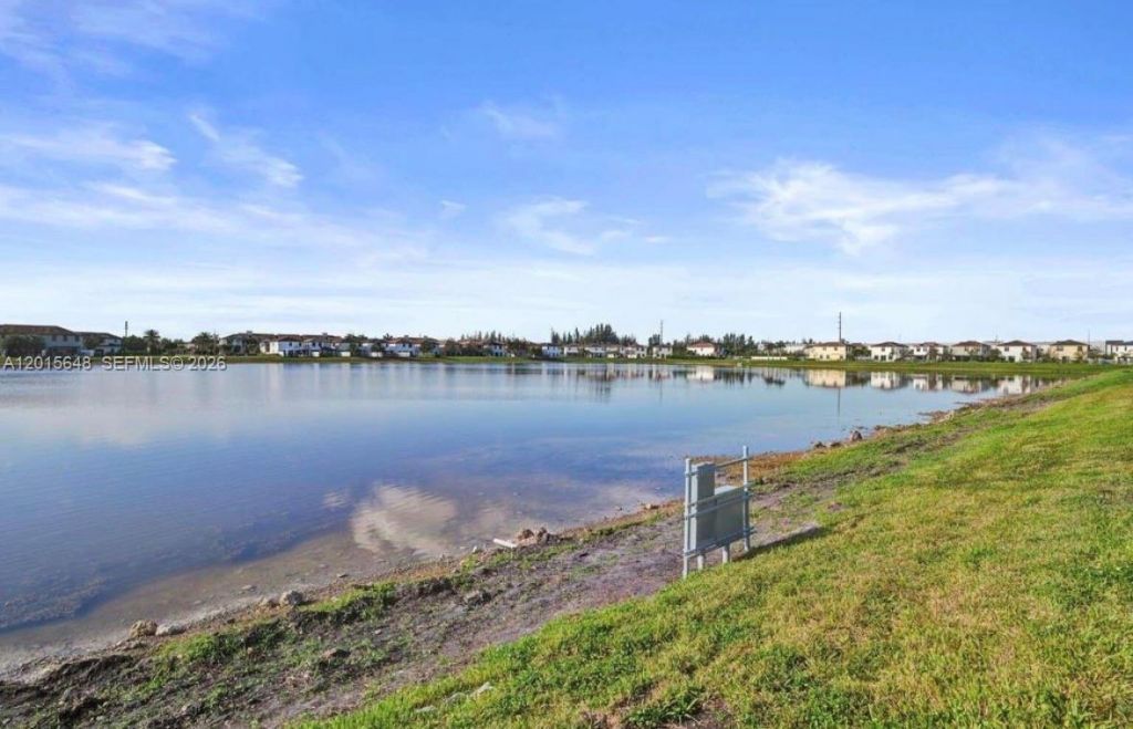 3460 W 103rd Ter, Hialeah, FL 33018 Photo
