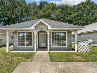 1149 Sweetbriar St Cantonment, FL 32533