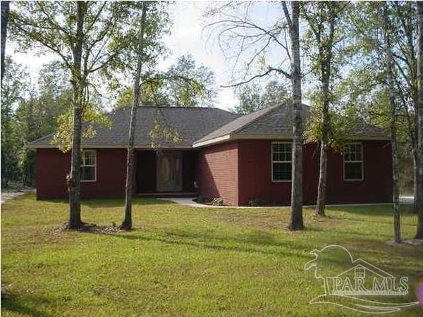 4526 Bryant Bridge Rd, Holt, FL 32564