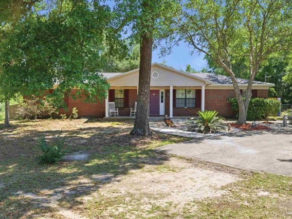 5121 Keyser Mill Rd, Baker, FL 32531