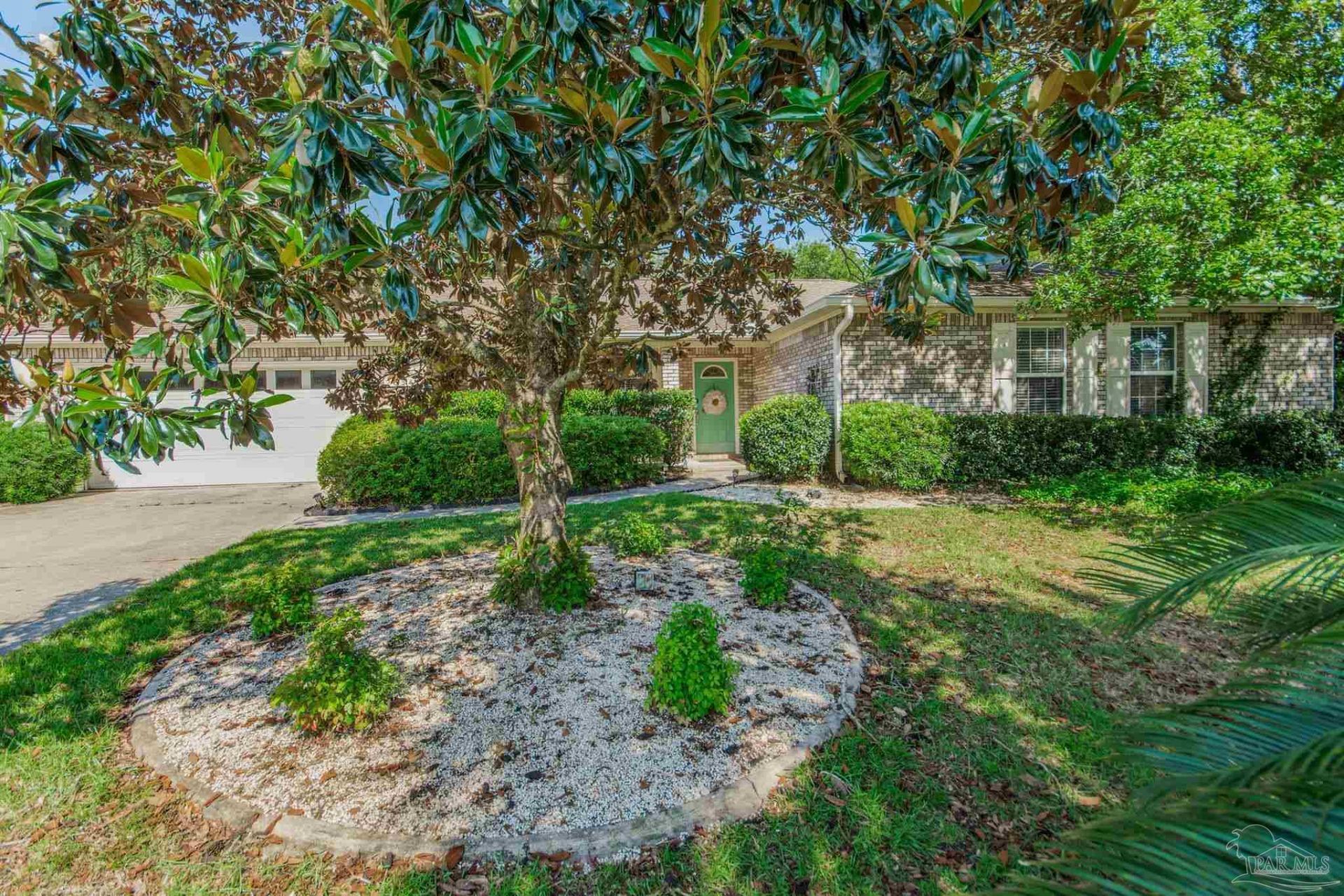 2034 Bayou Dr, Navarre, FL 32566 Main Photo