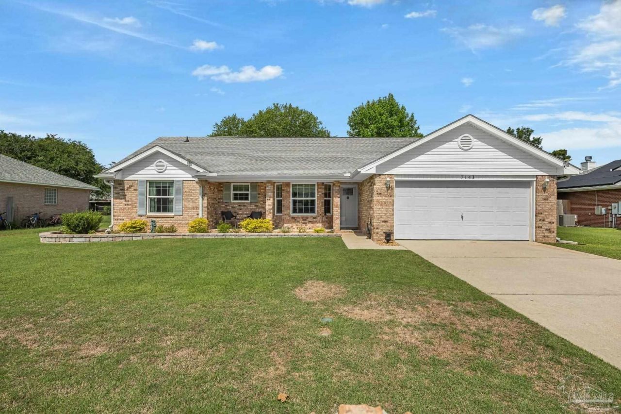 7143 Clearwood Rd, Pensacola, FL 32526 Main Photo