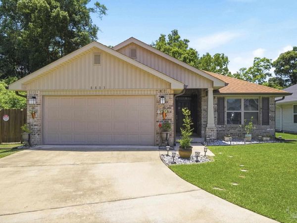8803 Derby Ln, Pensacola, FL 32534