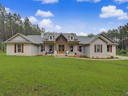 1918 Pineview Church Rd Jay, FL 32565