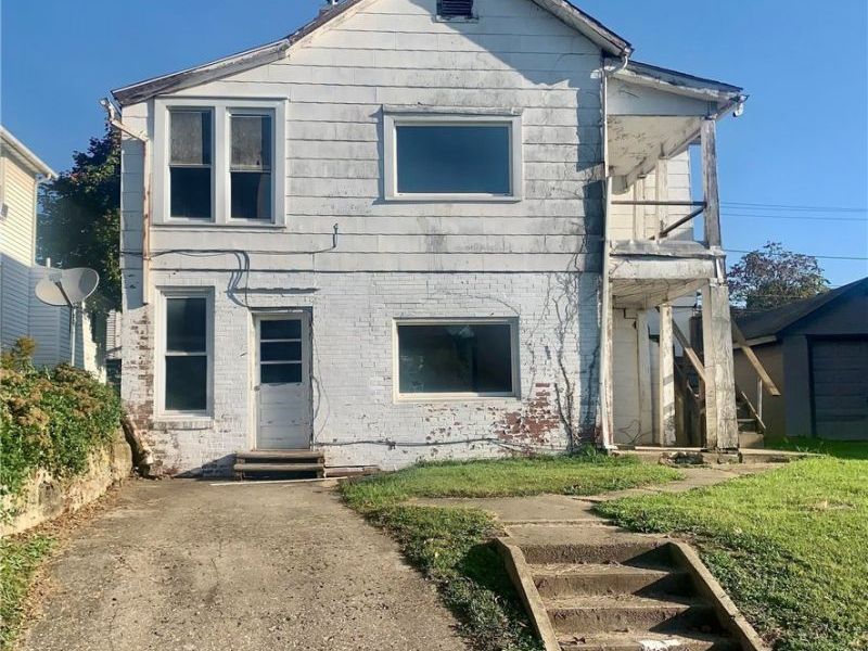 256 Burley Street, Crooksville, OH 43731 Photo 2