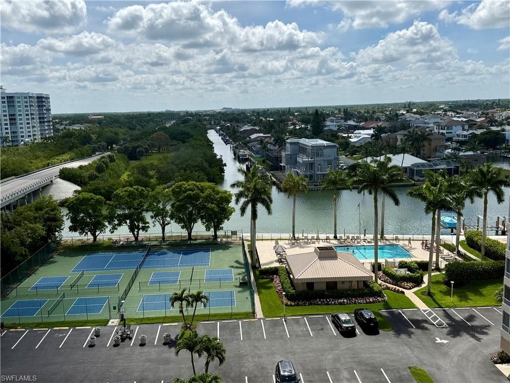 11118 Gulf Shore Dr, Unit A204, Naples, FL 34108 Photo