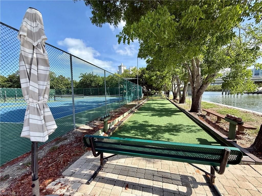 11118 Gulf Shore Dr, Unit A204, Naples, FL 34108 Photo