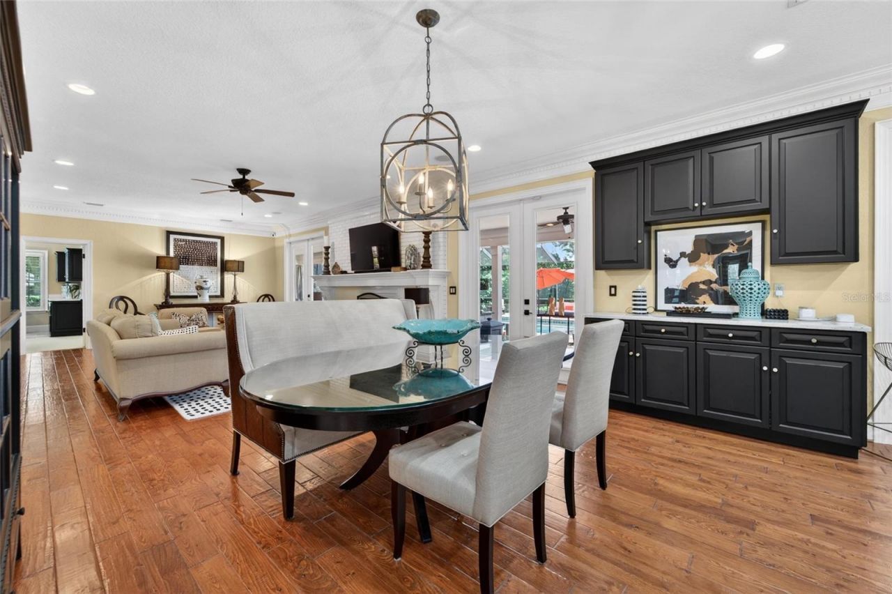 16203 Avila Boulevard, Tampa, FL 33613 Photo