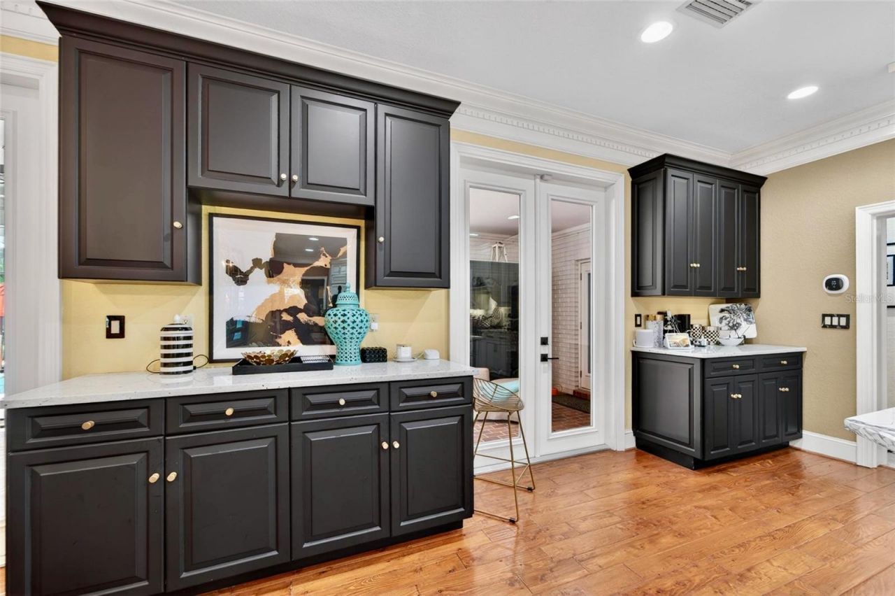 16203 Avila Boulevard, Tampa, FL 33613 Photo