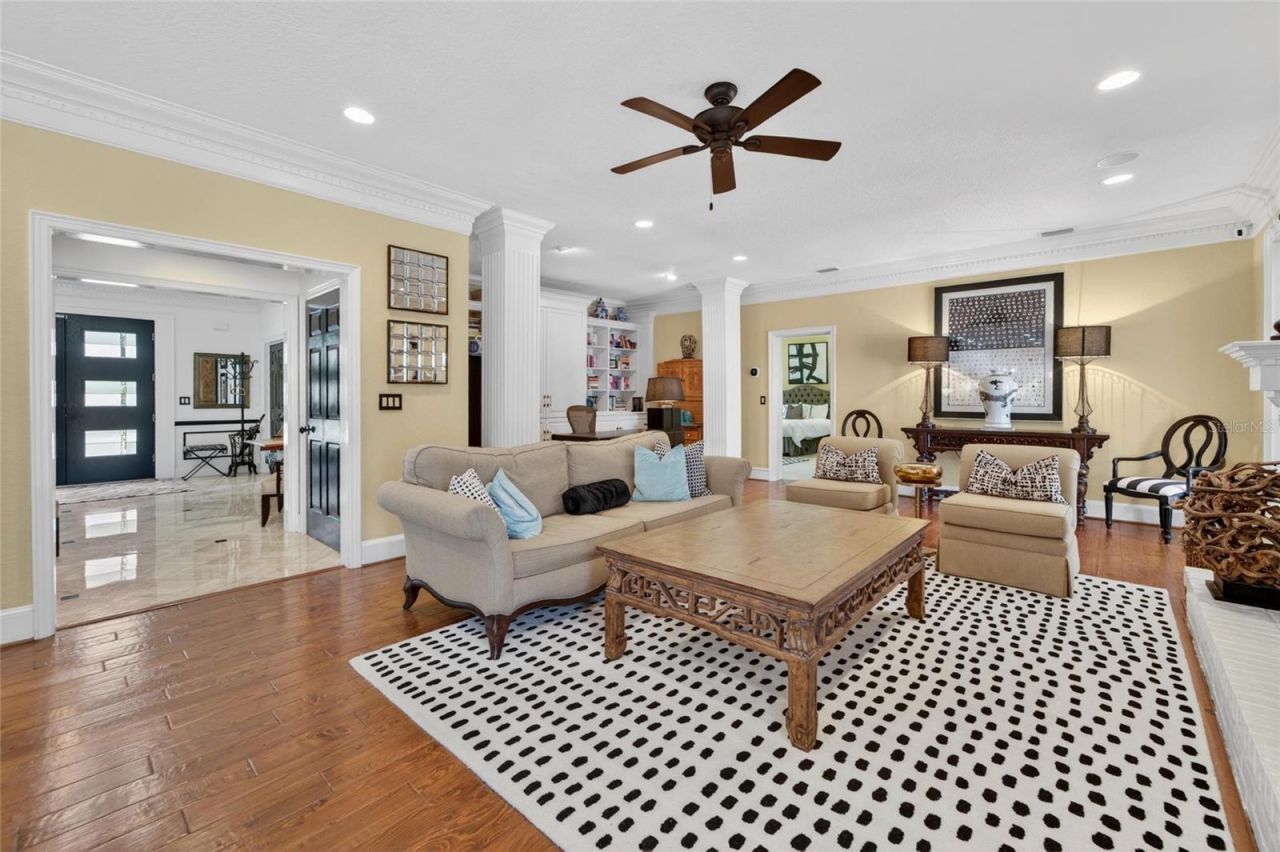 16203 Avila Boulevard, Tampa, FL 33613 Photo
