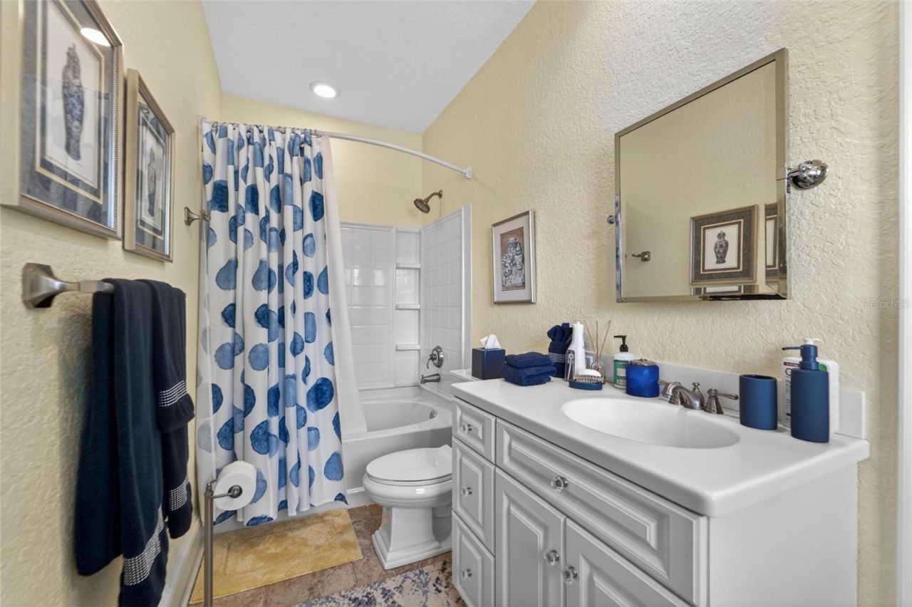 16203 Avila Boulevard, Tampa, FL 33613 Photo