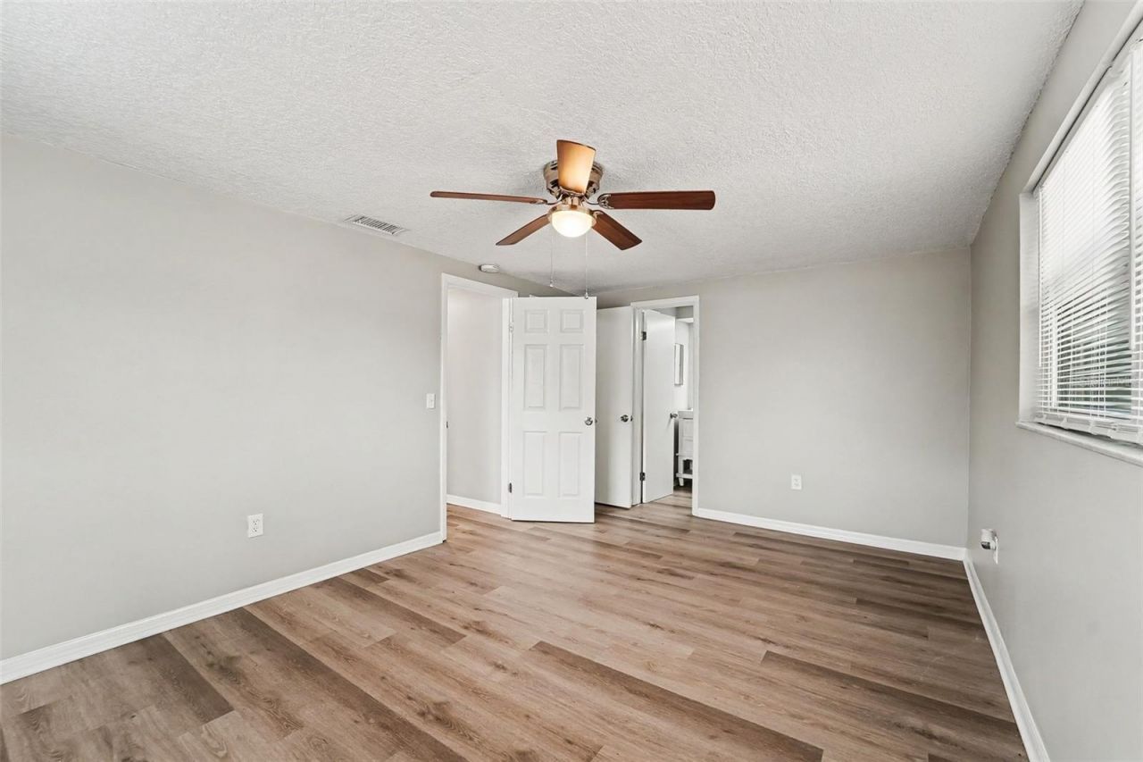 10815 Leeds Road , Port Richey, FL 34668 Photo