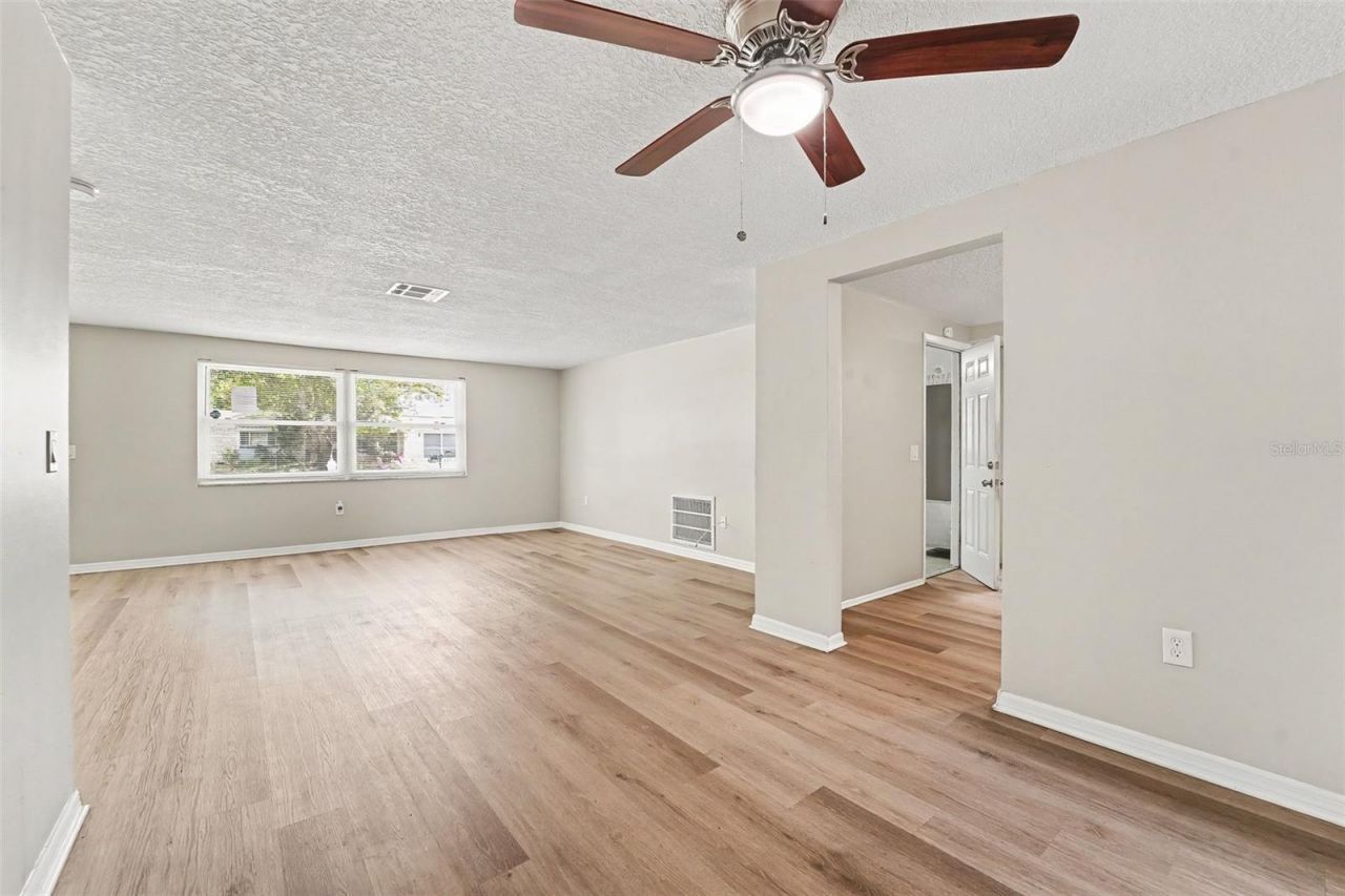 10815 Leeds Road , Port Richey, FL 34668 Photo