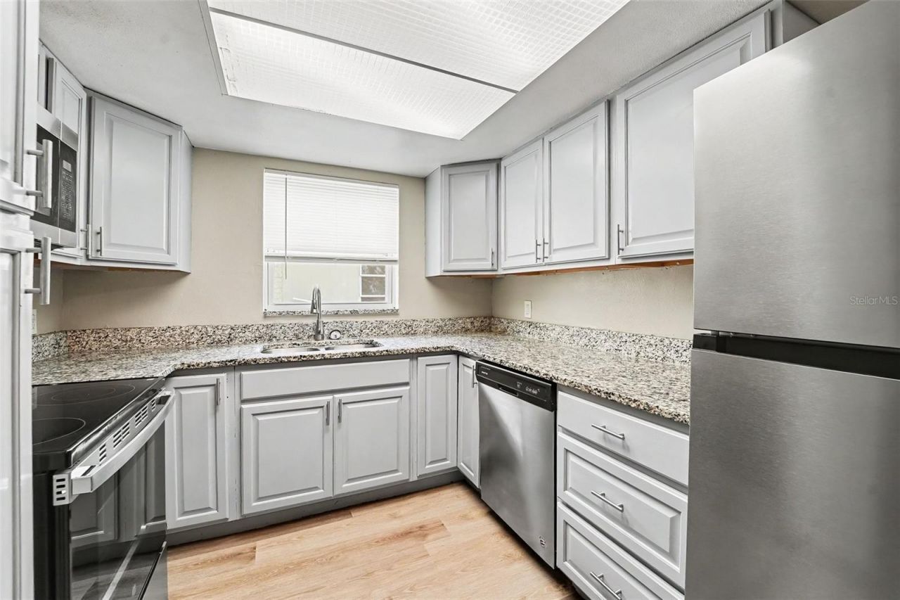 10815 Leeds Road , Port Richey, FL 34668 Photo
