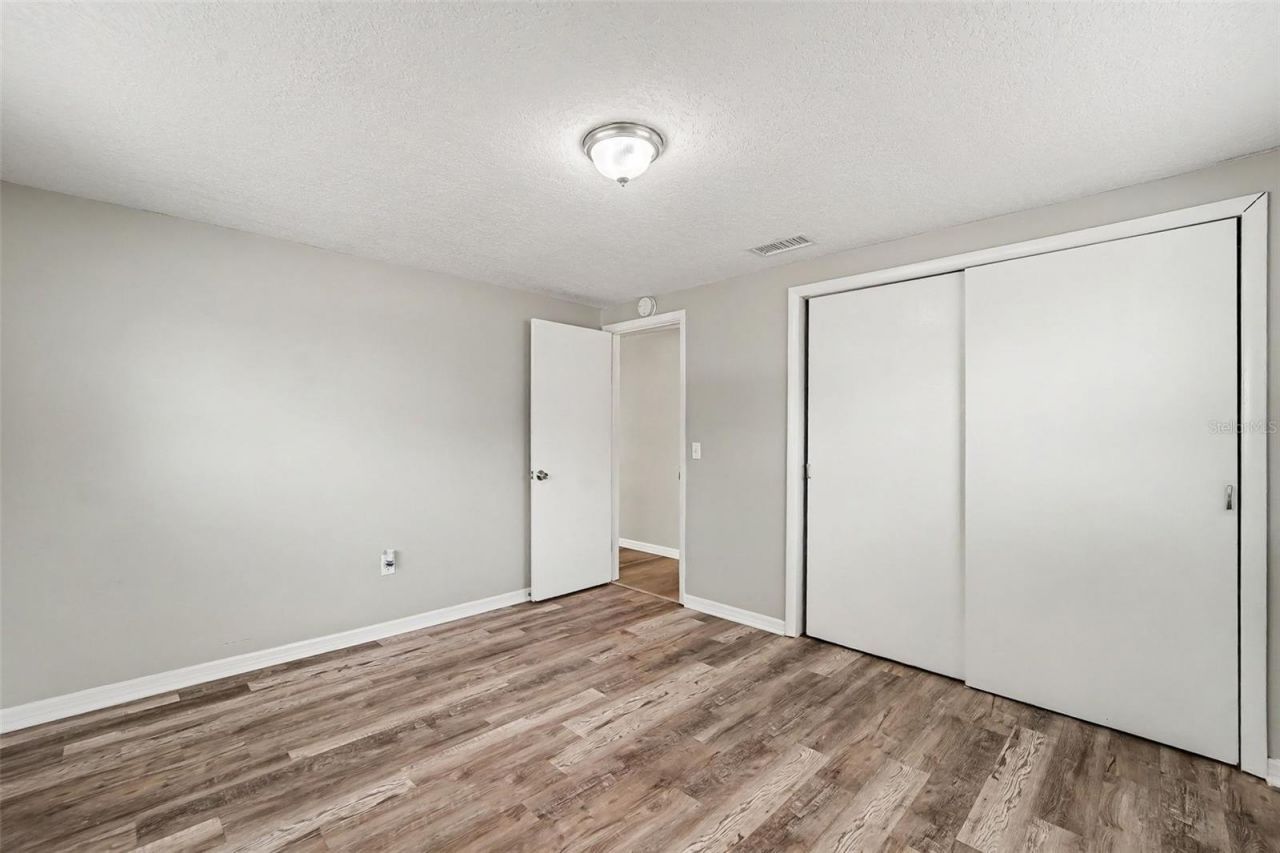 10815 Leeds Road , Port Richey, FL 34668 Photo