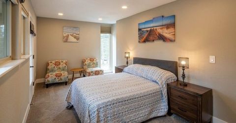 12835 Northwoods Boulevard, Truckee, CA 96161 Photo