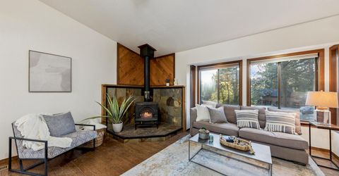 10260 Laburnham Circle, Truckee, CA 96161 Photo