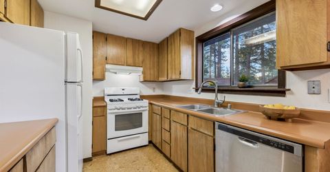 10260 Laburnham Circle, Truckee, CA 96161 Photo