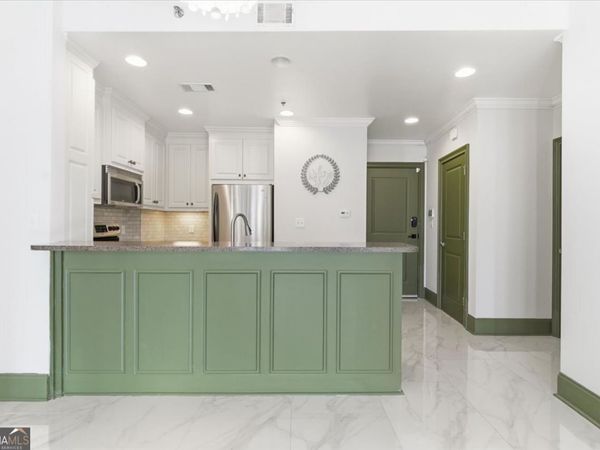 2255 Peachtree Road NE, Unit 521, Atlanta, GA 30309