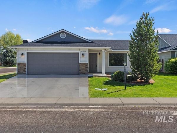4822 Charmae St, Caldwell, ID 83607