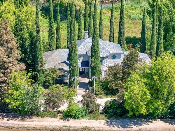 6136 E South Bear Creek, Merced, CA 95340