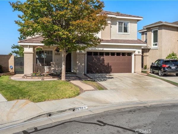 8885 E Wiley, Anaheim Hills, CA 92808