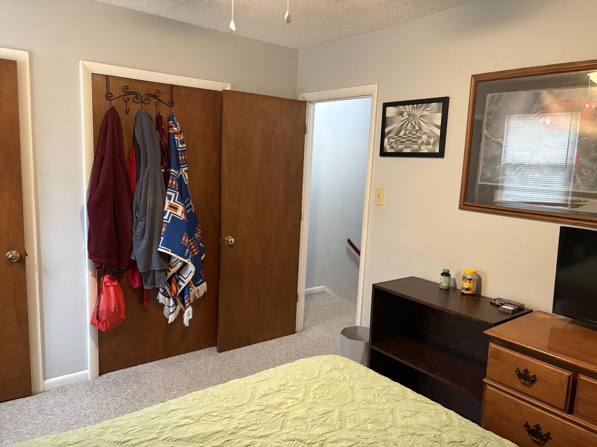 9 S Anderson Avenue Photo 20
