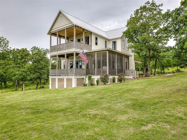 25 Falcon Tree Loop, Eufaula, OK 74432