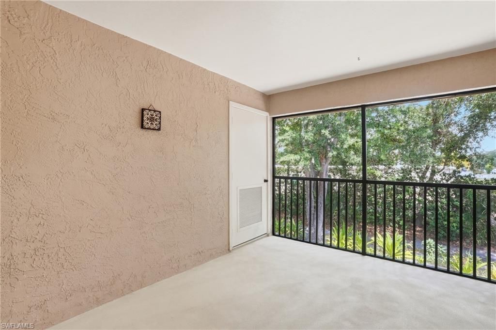 9627 Eaton Gardens Ln , Unit 205, Fort Myers, FL 33919 Photo