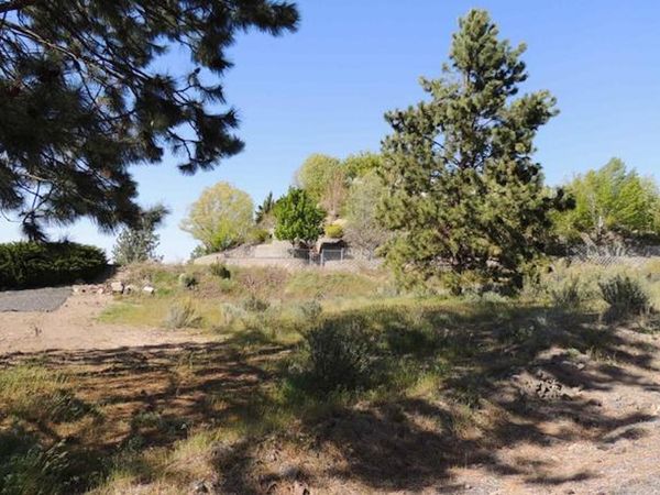 3410 Sandy Dr, Seven Bays, WA 99122