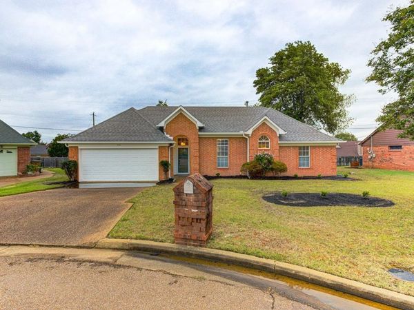 7446 CHARLESTON RUN CV, Memphis, TN 38125