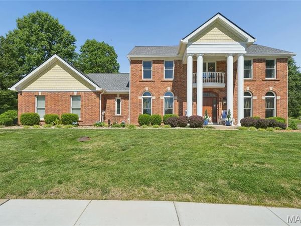 1312 Riverdale Circle, Chesterfield, MO 63005