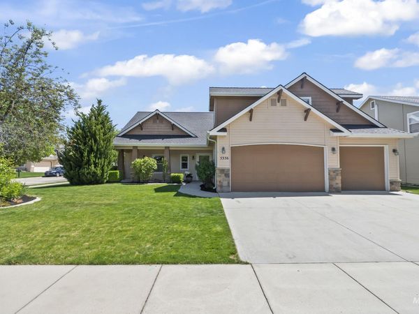 5356 N Schumann Ave, Meridian, ID 83646