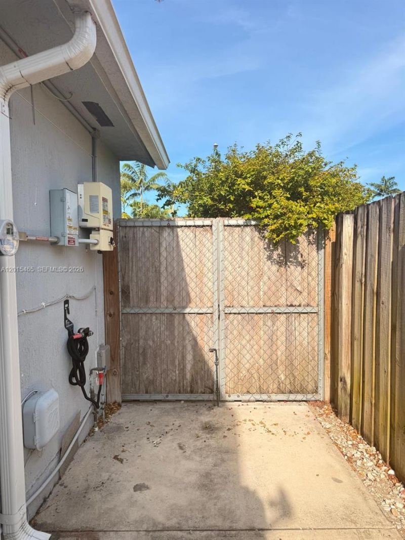 15046 SW 148th Pl , Miami, FL 33196 Photo