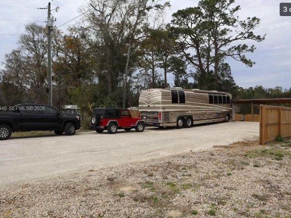 609 SE 2nd ave , Steinhatchee, FL 32359