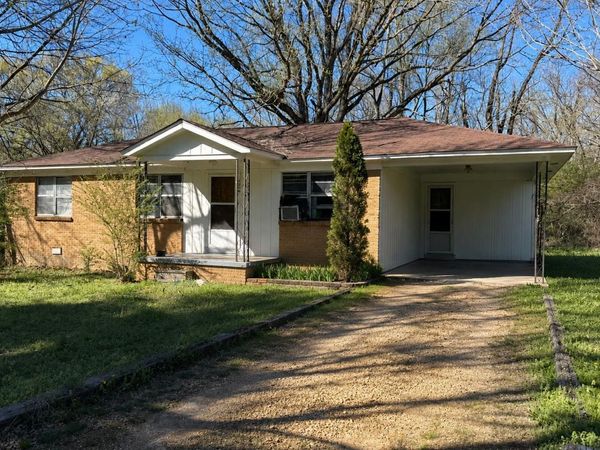 3960 W UNION RD, Unincorporated, TN 38053