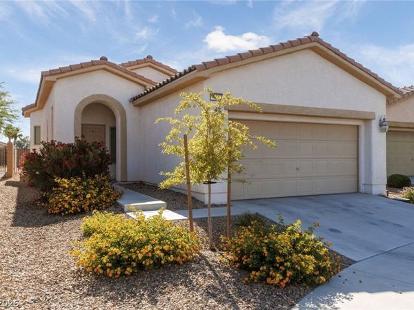704 Bridgeford Court, Henderson, NV 89011