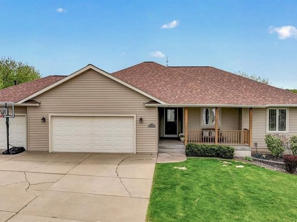 4409 Echo Valley Drive, Eau Claire, WI 54701